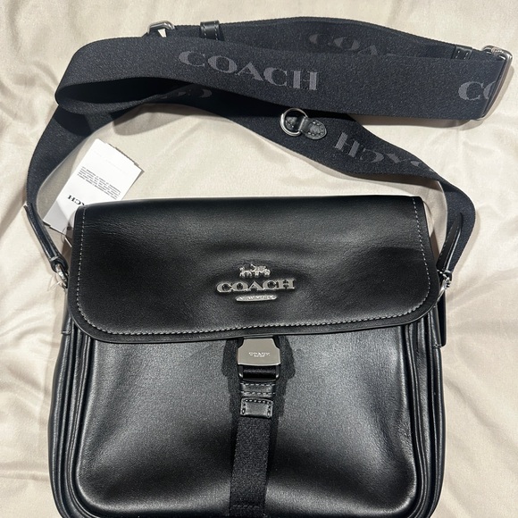 Coach Black Leather Messenger Bag - Picture 1 of 4